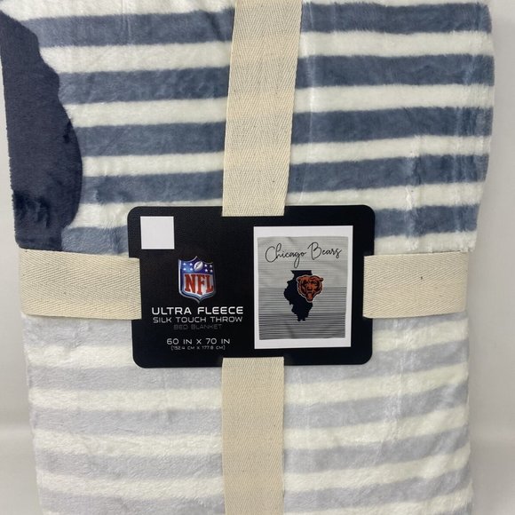 COPY - NFL Chicago Bears Ultra Fleece Silk Touch Throw Bed Blanket 60"x70" - Picture 2 of 6